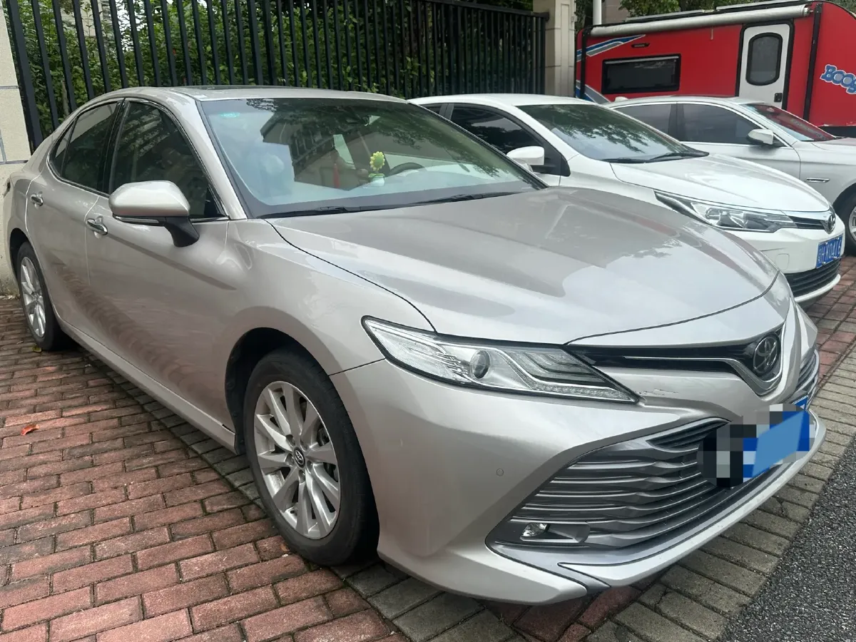 2019 Toyota Camry 2.0L 178HP L4 CVT,autocango,china used car exporter,china ev exporter,chinese used car exporter,chinese used ev exporter