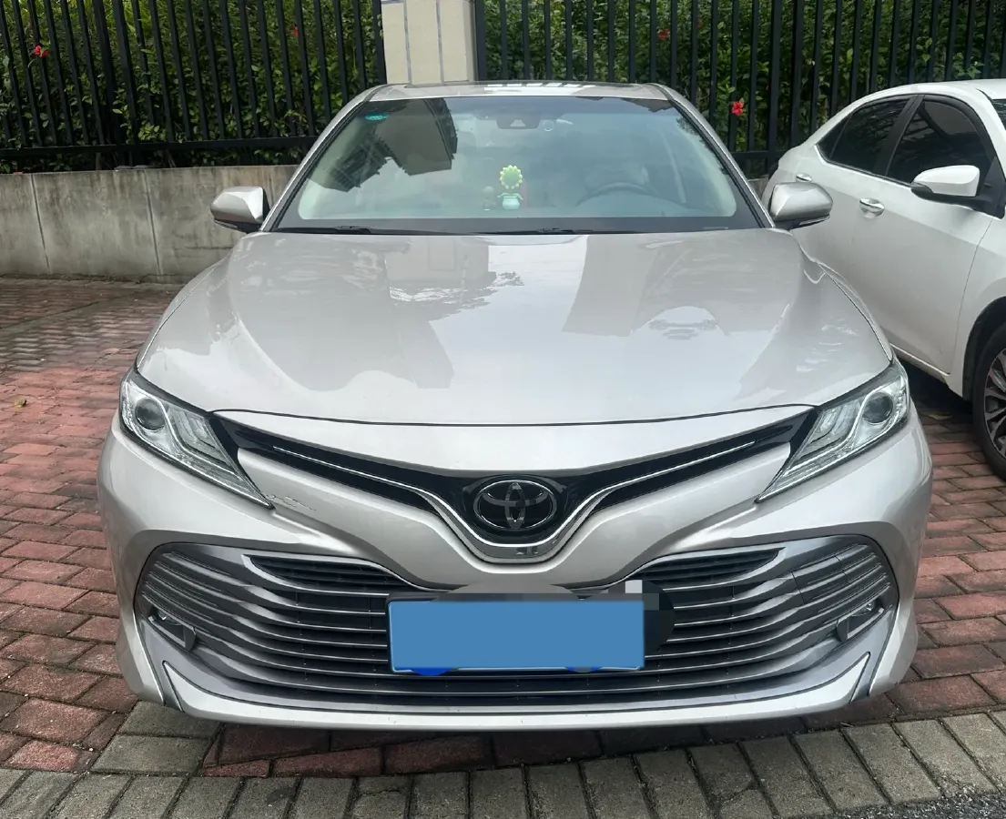 2019 Toyota Camry 2.0L 178HP L4 CVT,autocango,china used car exporter,china ev exporter,chinese used car exporter,chinese used ev exporter