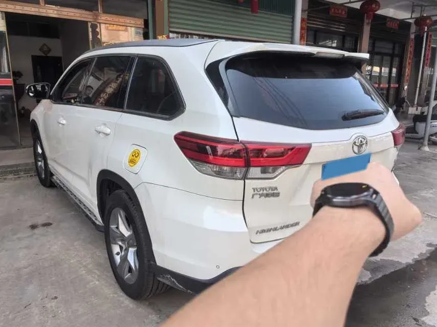 2018 Toyota Highlander 2.0T 220HP L4 6AT,autocango,china used car exporter,china ev exporter,chinese used car exporter,chinese used ev exporter