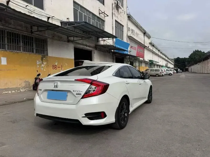 2019 Honda Civic 1.5T 177HP L4 CVT,autocango,china used car exporter,china ev exporter,chinese used car exporter,chinese used ev exporter