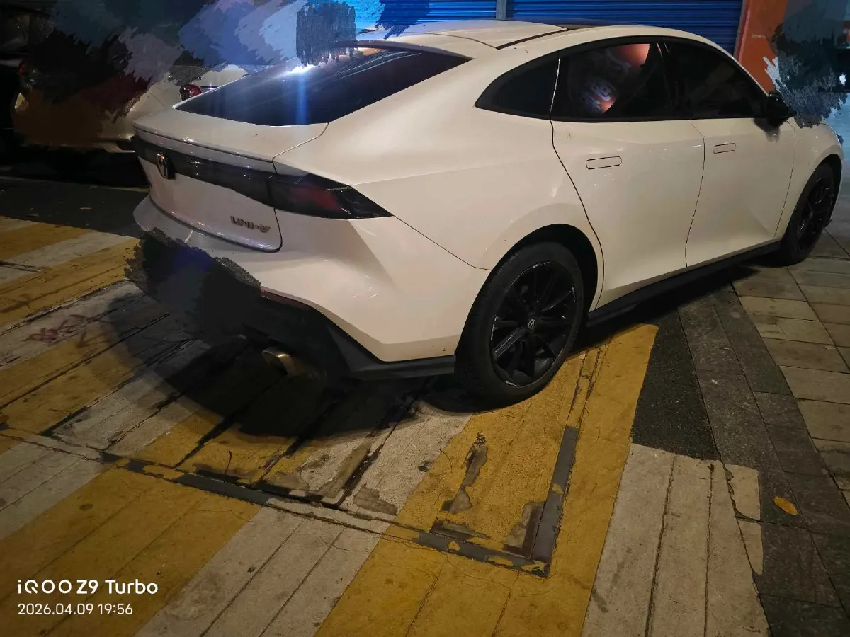 2022 ChangAn UNI-V 1.5T 188HP L4 7DCT,autocango,china used car exporter,china ev exporter,chinese used car exporter,chinese used ev exporter