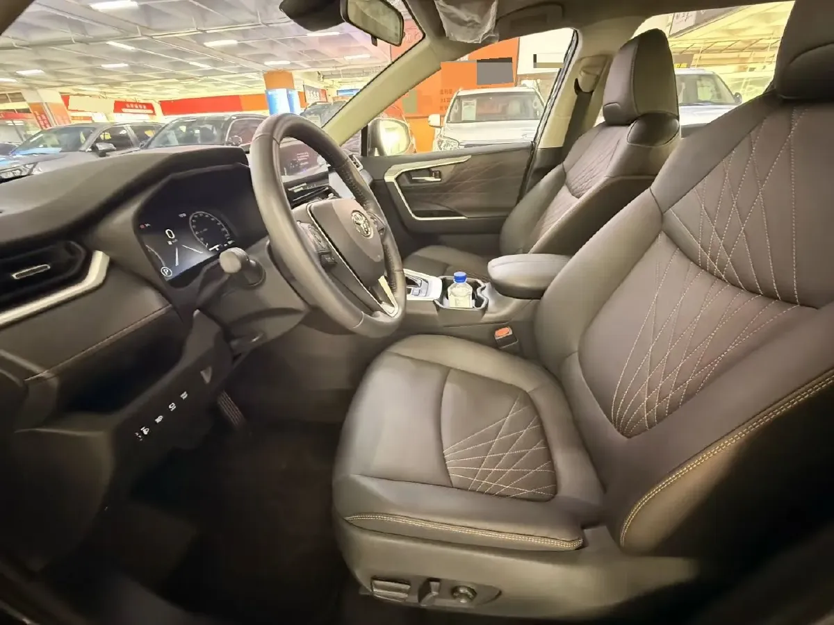 2024 Toyota RAV4 2.5L 178HP L4 E-CVT Hybrid,autocango,china used car exporter,china ev exporter,chinese used car exporter,chinese used ev exporter