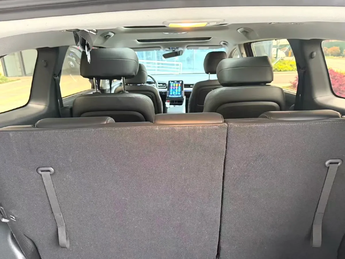 2021 Hyundai Custo 2.0T 236HP L4 8AT,autocango,china used car exporter,china ev exporter,chinese used car exporter,chinese used ev exporter