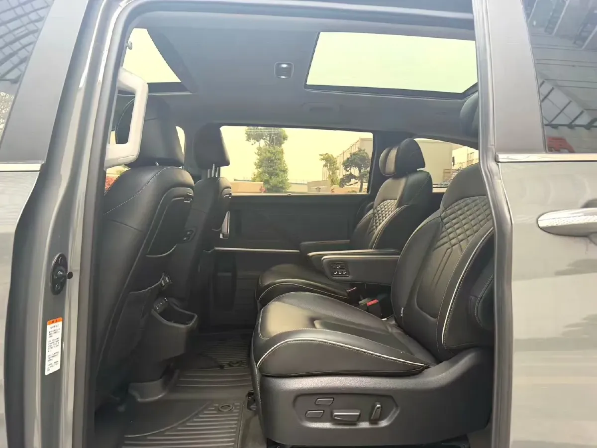 2021 Hyundai Custo 2.0T 236HP L4 8AT,autocango,china used car exporter,china ev exporter,chinese used car exporter,chinese used ev exporter