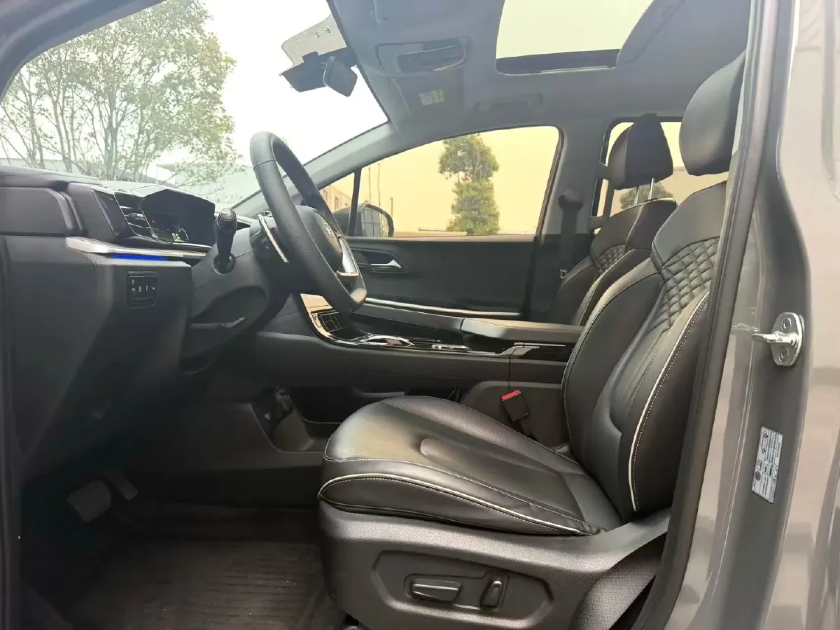 2021 Hyundai Custo 2.0T 236HP L4 8AT,autocango,china used car exporter,china ev exporter,chinese used car exporter,chinese used ev exporter