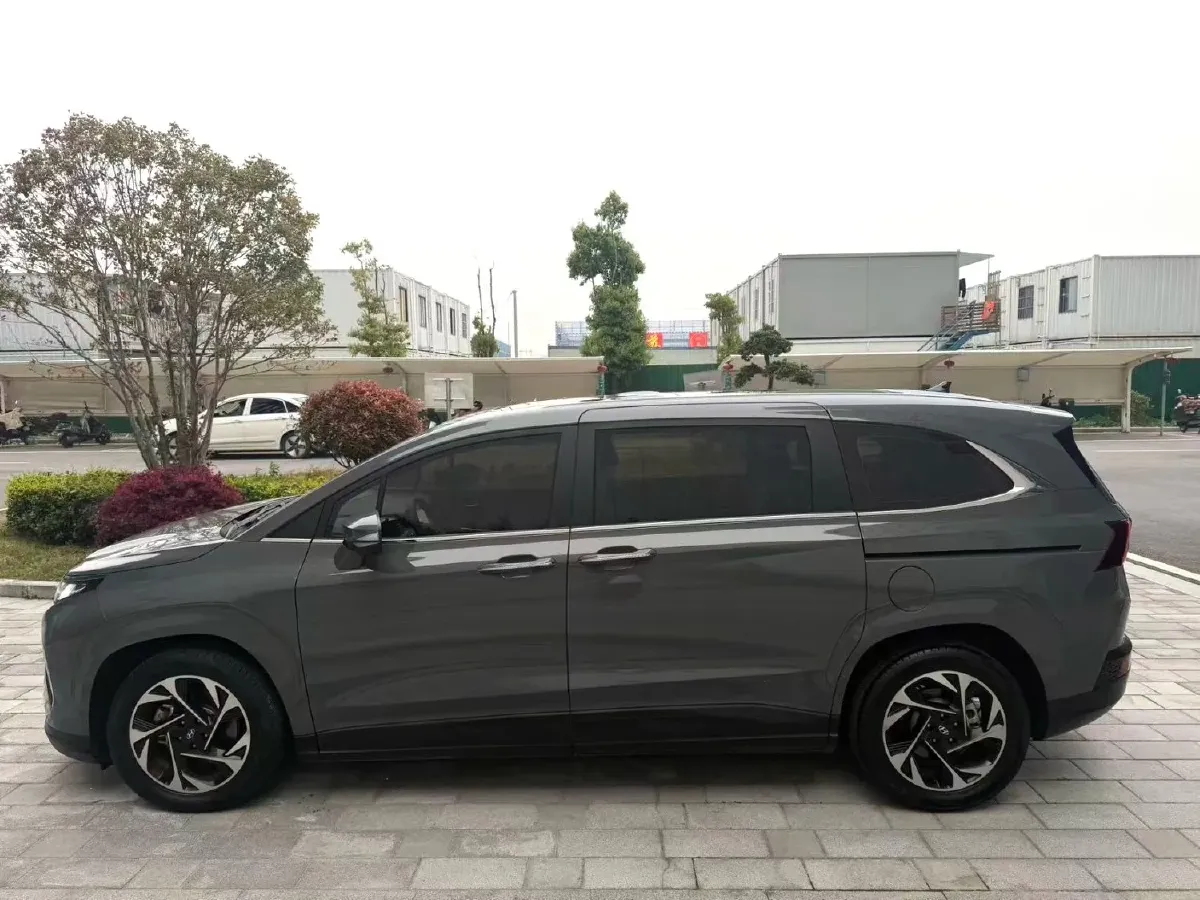 2021 Hyundai Custo 2.0T 236HP L4 8AT,autocango,china used car exporter,china ev exporter,chinese used car exporter,chinese used ev exporter