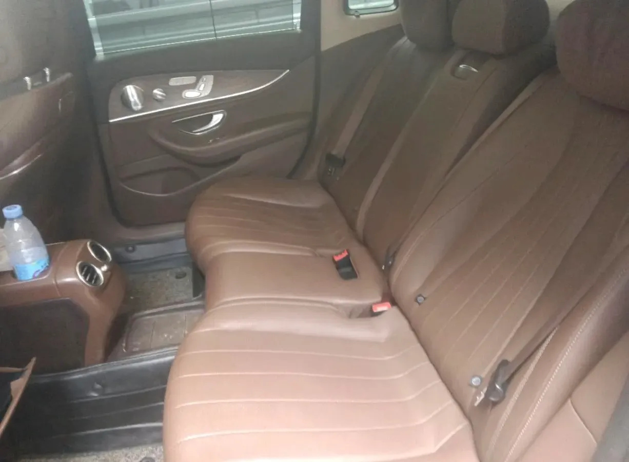 2020 Mercedes-Benz E Class 2.0T 258HP L4 9AT,autocango,china used car exporter,china ev exporter,chinese used car exporter,chinese used ev exporter