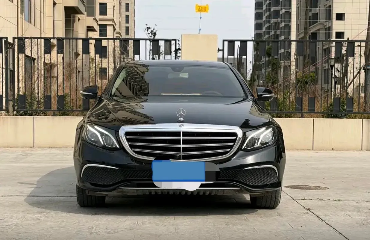 2020 Mercedes-Benz E Class 2.0T 258HP L4 9AT,autocango,china used car exporter,china ev exporter,chinese used car exporter,chinese used ev exporter