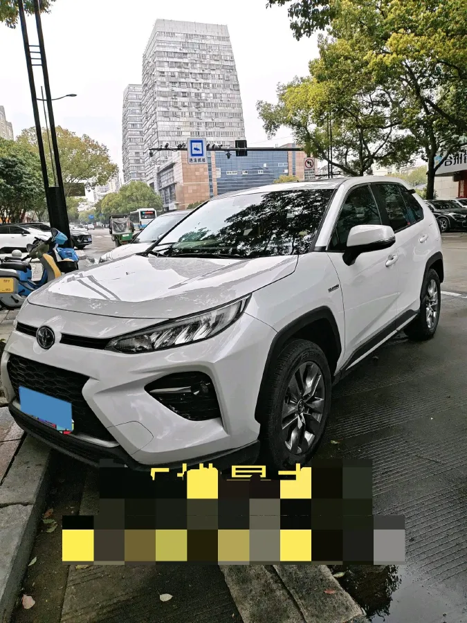 2020 Toyota Wildlander 2.5L 178HP L4 E-CVT Hybrid,autocango,china used car exporter,china ev exporter,chinese used car exporter,chinese used ev exporter