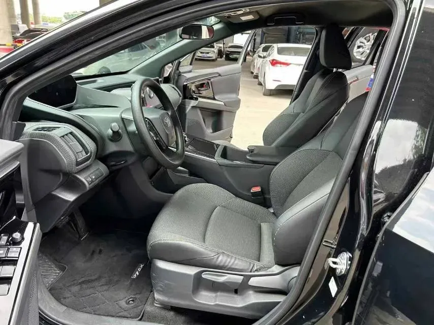 2024 Toyota BZ4X BEV 66.7KWH,autocango,china used car exporter,china ev exporter,chinese used car exporter,chinese used ev exporter