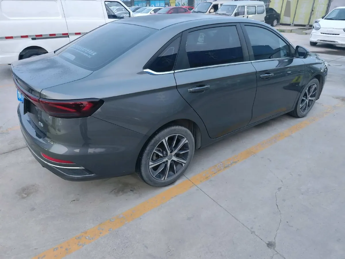 2022 Geely Emgrand 1.5L 114HP L4 CVT,autocango,china used car exporter,china ev exporter,chinese used car exporter,chinese used ev exporter