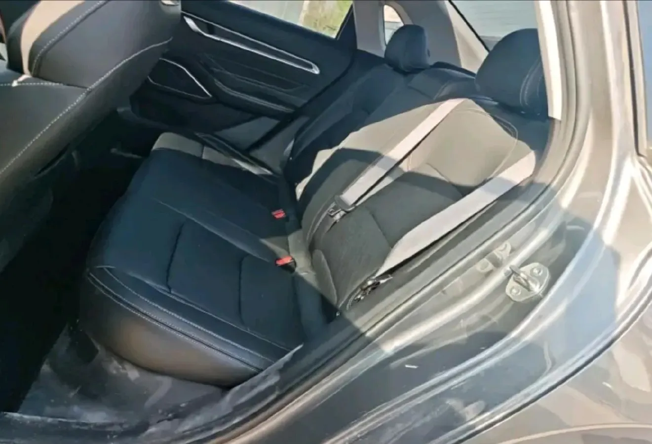 2022 Geely Emgrand 1.5L 114HP L4 CVT,autocango,china used car exporter,china ev exporter,chinese used car exporter,chinese used ev exporter