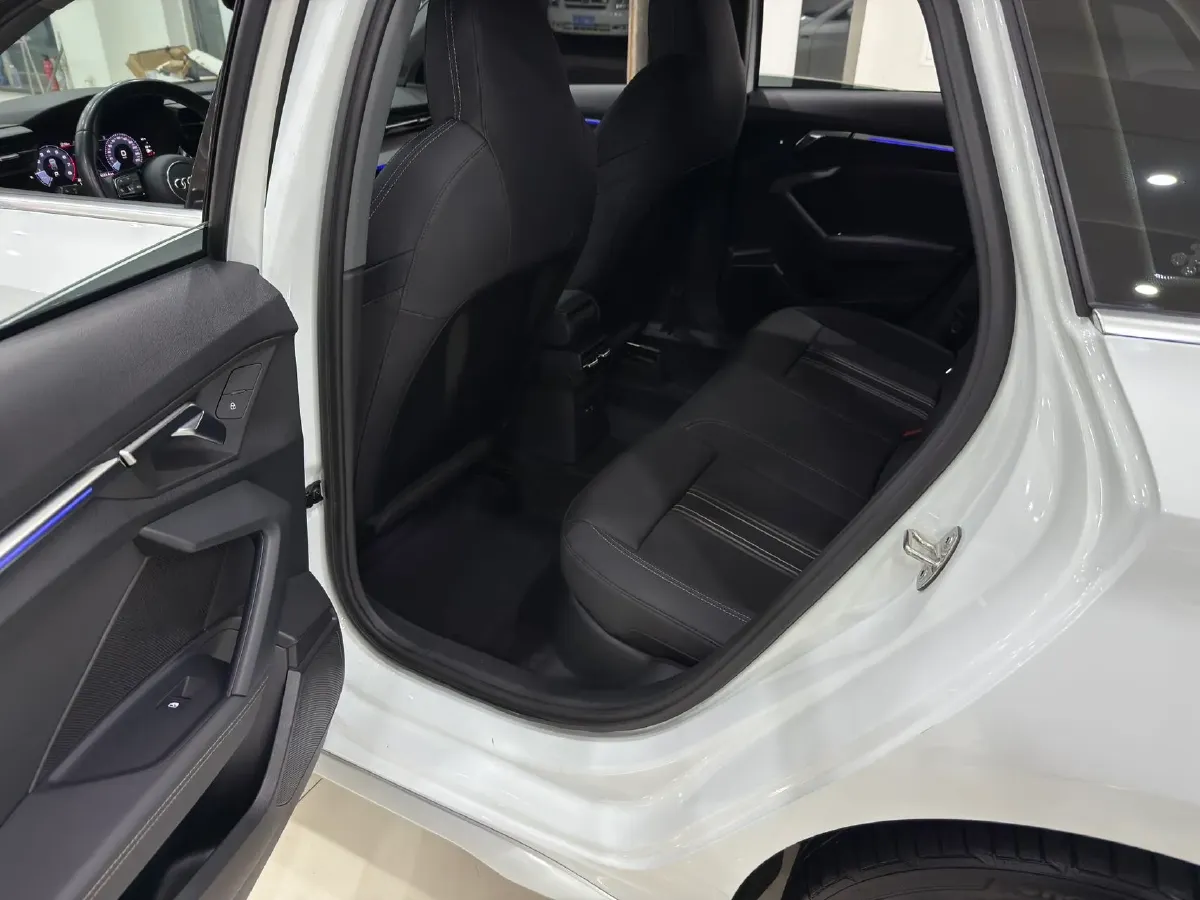 2022 Audi A3 1.4T 150HP L4 7DCT,autocango,china used car exporter,china ev exporter,chinese used car exporter,chinese used ev exporter