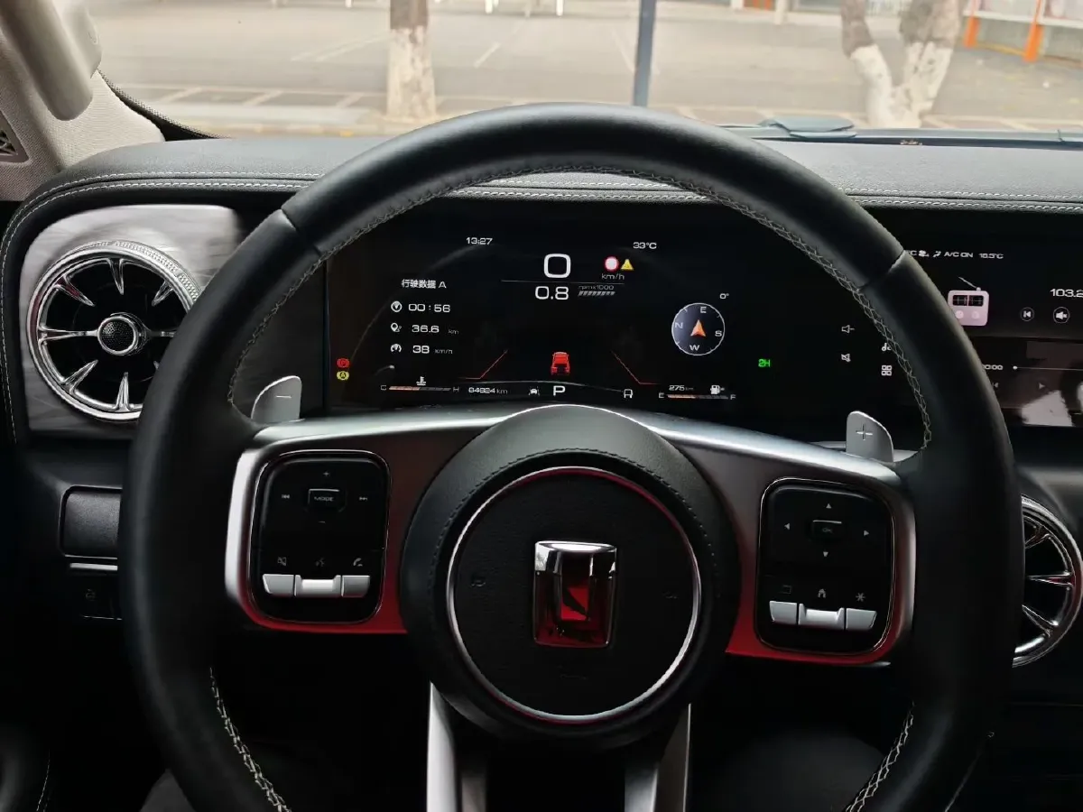 2021 Tank 300 2.0T 227HP L4 8AT,autocango,china used car exporter,china ev exporter,chinese used car exporter,chinese used ev exporter