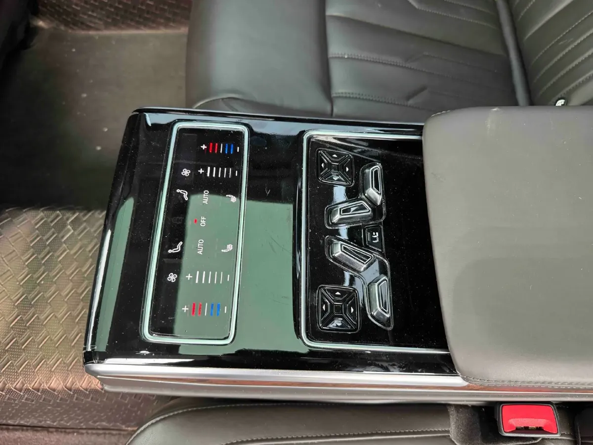 2019 Audi A8 3.0T 286HP V6 8AT,autocango,china used car exporter,china ev exporter,chinese used car exporter,chinese used ev exporter