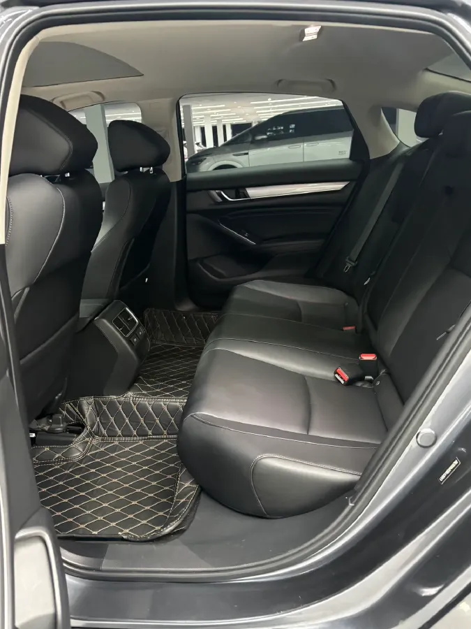 2022 Honda Accord 1.5T 194HP L4 CVT,autocango,china used car exporter,china ev exporter,chinese used car exporter,chinese used ev exporter