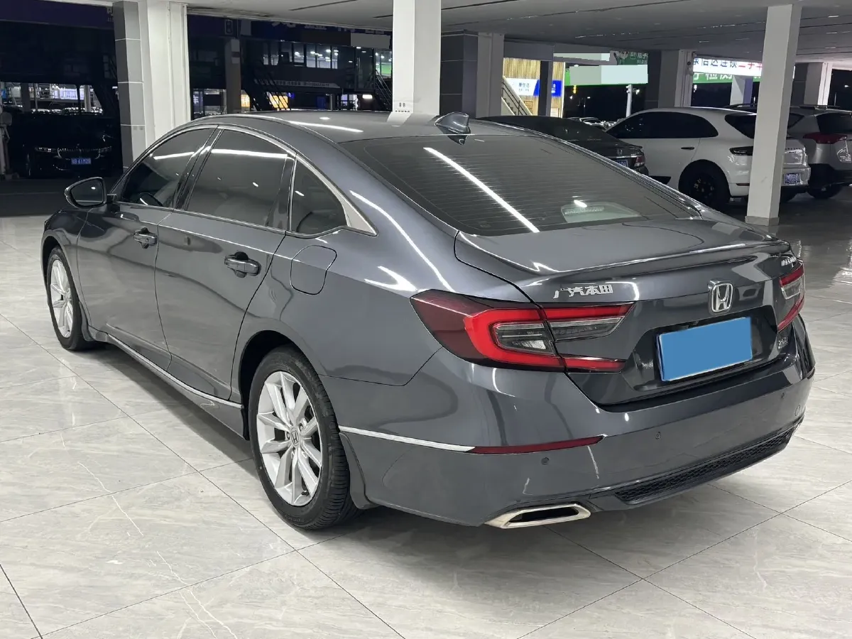 2022 Honda Accord 1.5T 194HP L4 CVT,autocango,china used car exporter,china ev exporter,chinese used car exporter,chinese used ev exporter