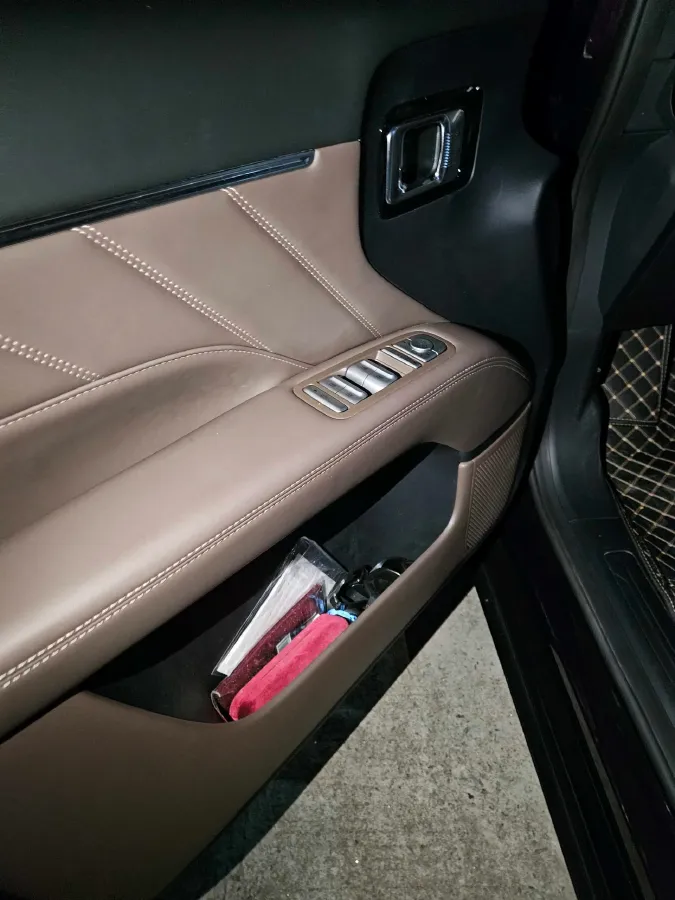 2025 WuLing XingGuang 730 1.5T 177HP L4 CVT,autocango,china used car exporter,china ev exporter,chinese used car exporter,chinese used ev exporter