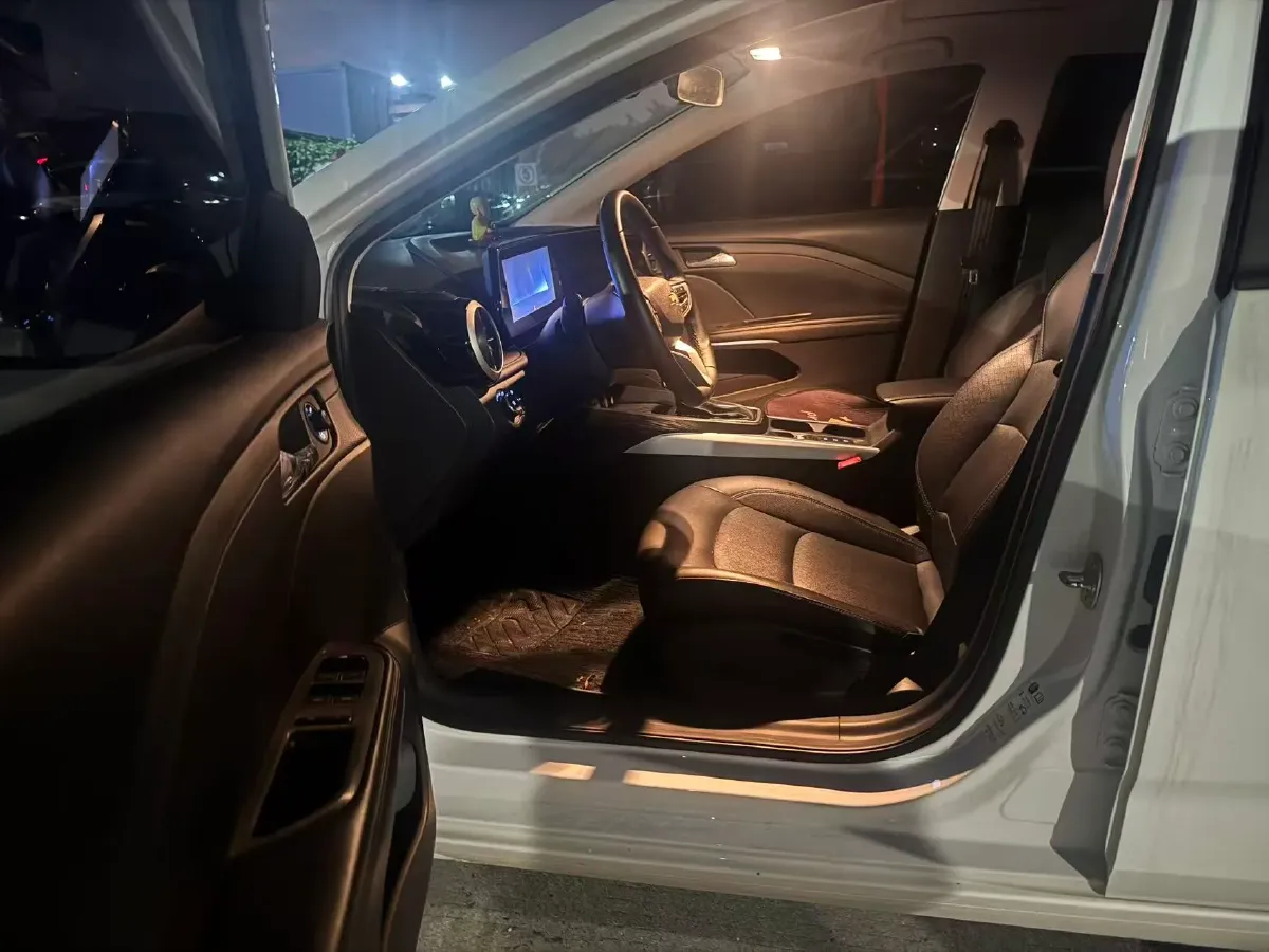 2023 Chevrolet Monza 1.3T 163HP L3 6AT,autocango,china used car exporter,china ev exporter,chinese used car exporter,chinese used ev exporter