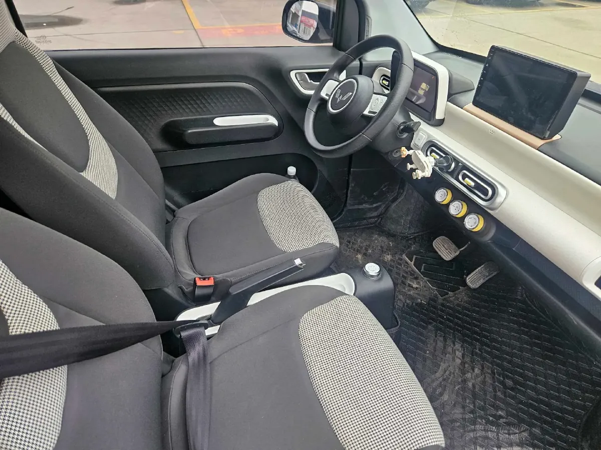 2024 WuLing HongGuang MINI EV BEV 17.3KWH,autocango,china used car exporter,china ev exporter,chinese used car exporter,chinese used ev exporter