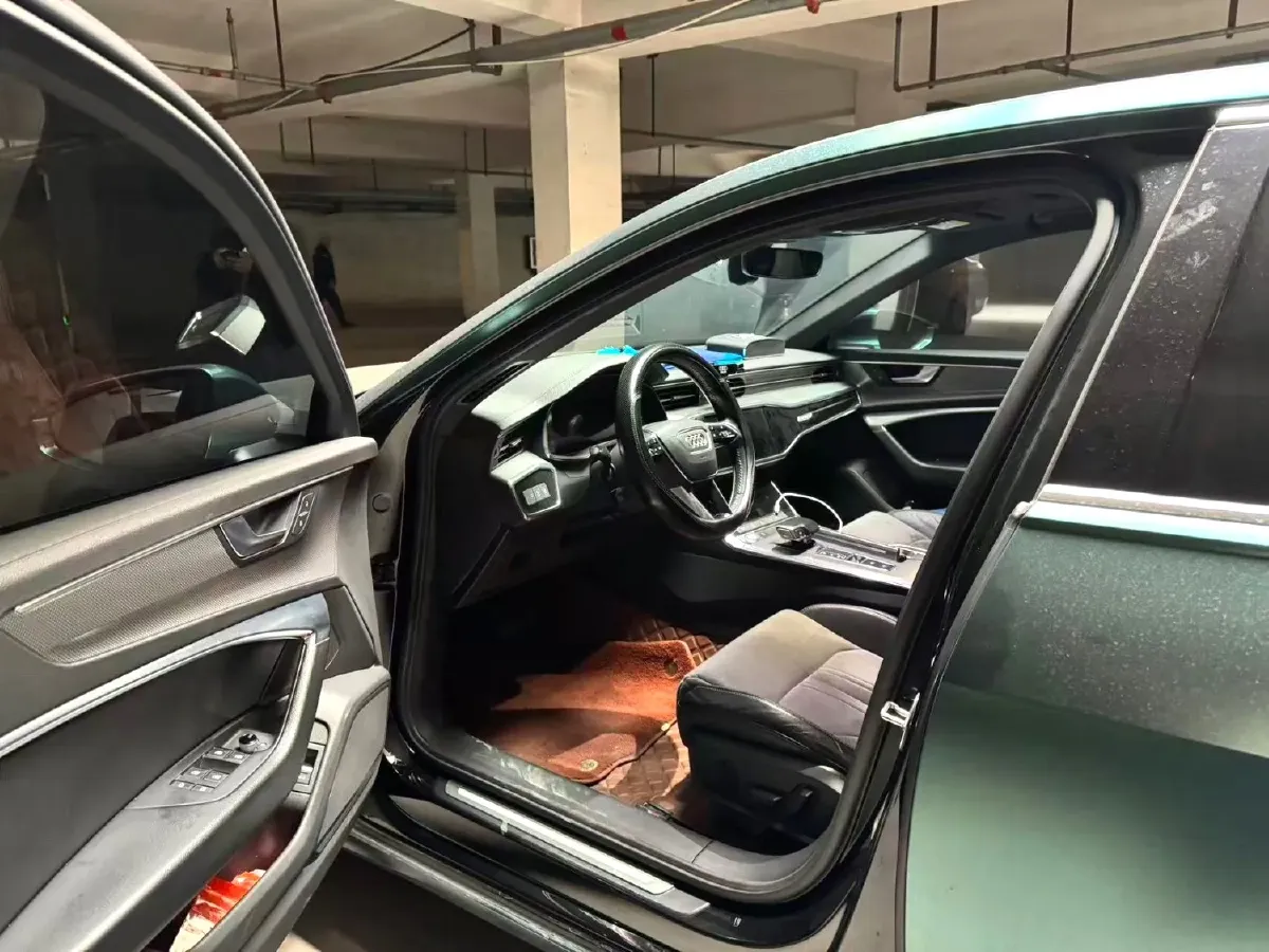 2019 Mercedes-Benz GLC Class 2.0T 245HP L4 9AT,autocango,china used car exporter,china ev exporter,chinese used car exporter,chinese used ev exporter