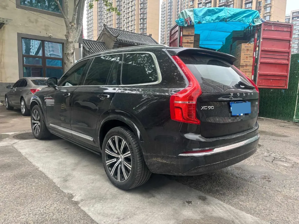 2023 Volvo XC90 2.0T 299HP L4 8AT,autocango,china used car exporter,china ev exporter,chinese used car exporter,chinese used ev exporter