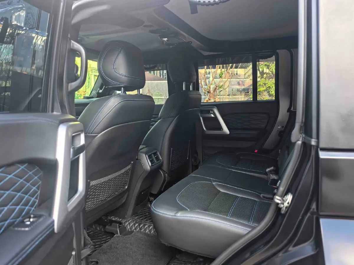 2024 Beijing BJ40 2.0T 163HP L4 8AT,autocango,china used car exporter,china ev exporter,chinese used car exporter,chinese used ev exporter