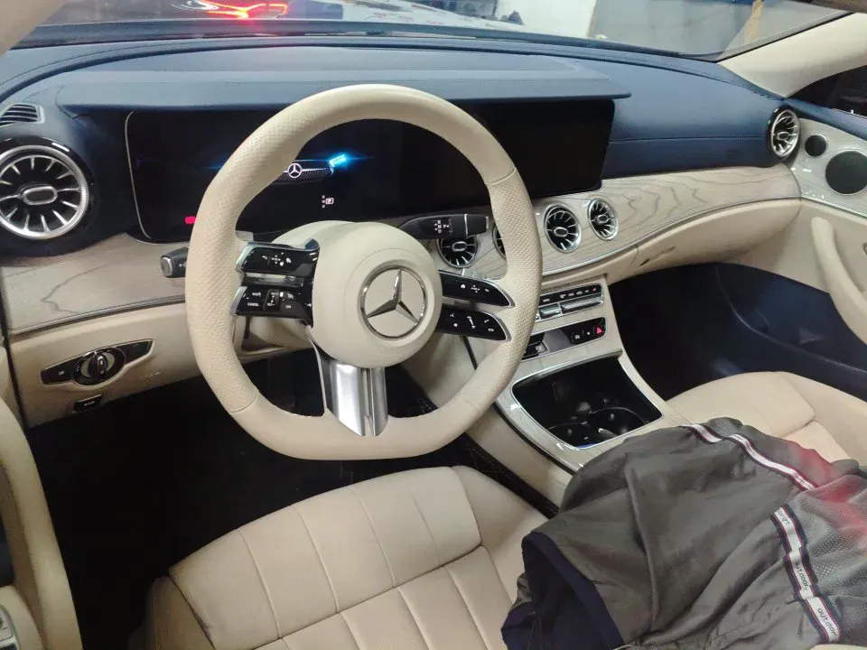 2023 Mercedes-Benz E Class 2.0T 197HP L4 9AT,autocango,china used car exporter,china ev exporter,chinese used car exporter,chinese used ev exporter