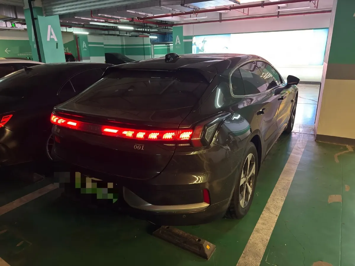 2022 Zeekr 001 BEV 86KWH,autocango,china used car exporter,china ev exporter,chinese used car exporter,chinese used ev exporter