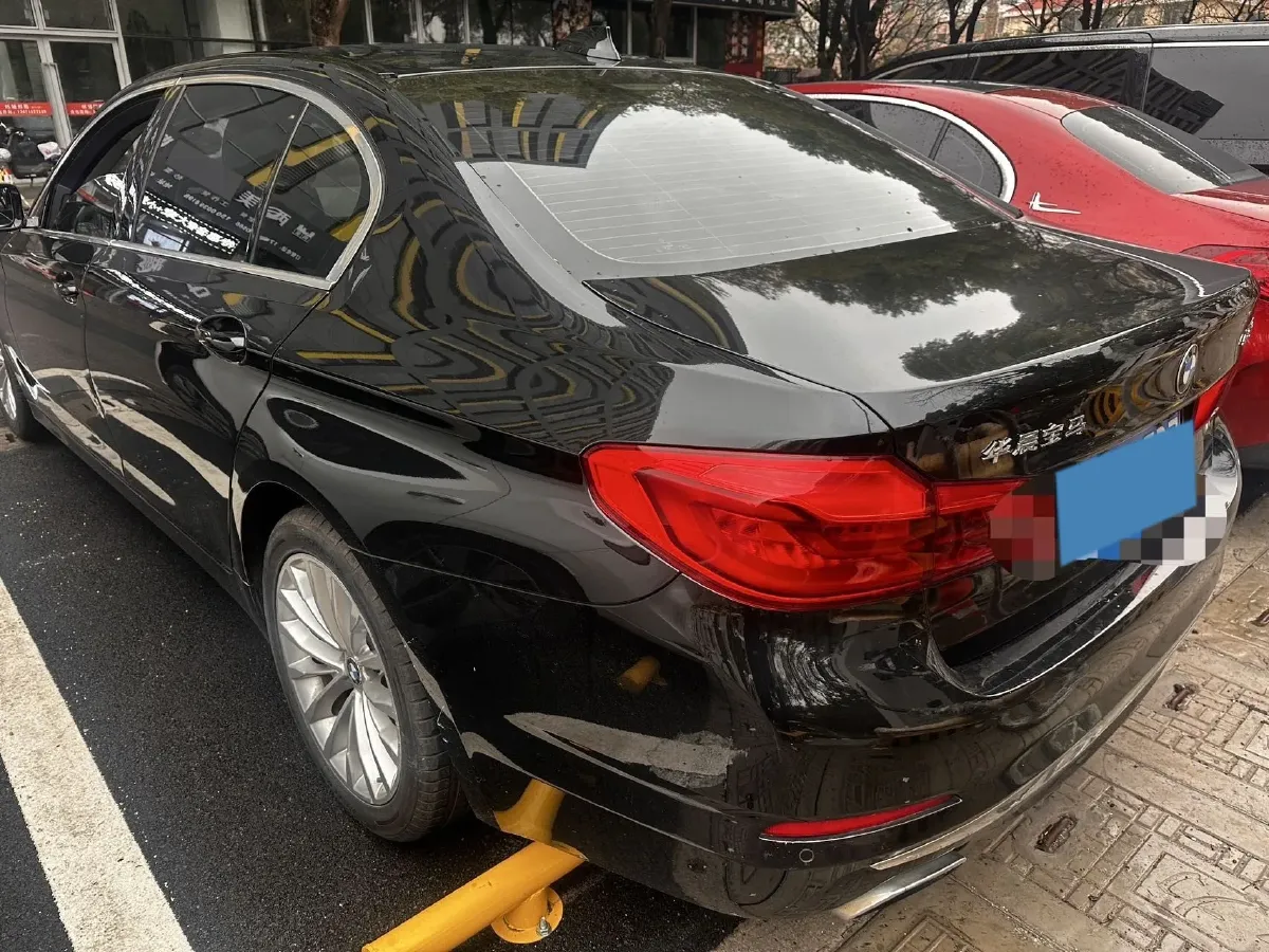 2020 BMW 5 Series 2.0T 184HP L4 8AT,autocango,china used car exporter,china ev exporter,chinese used car exporter,chinese used ev exporter