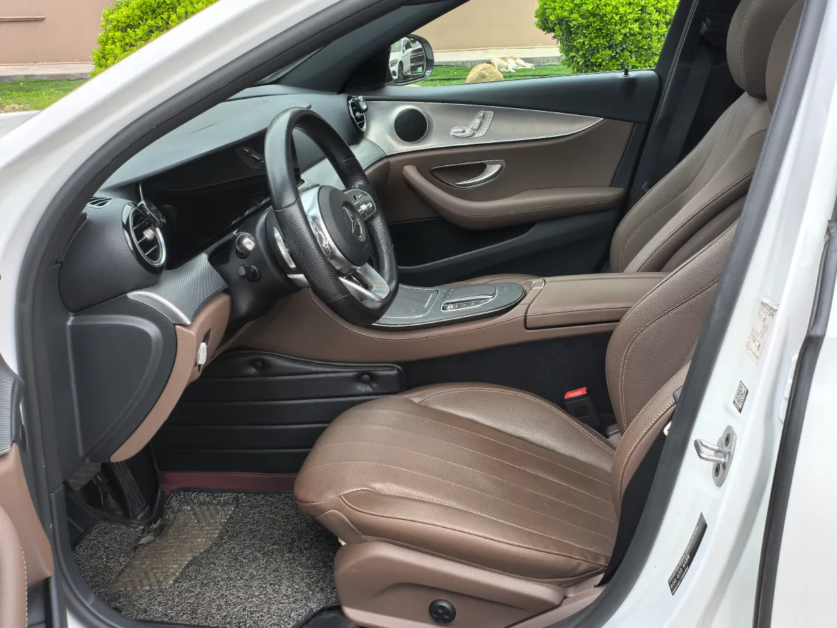 2020 Mercedes-Benz E Class 1.5T 184HP L4 9AT,autocango,china used car exporter,china ev exporter,chinese used car exporter,chinese used ev exporter