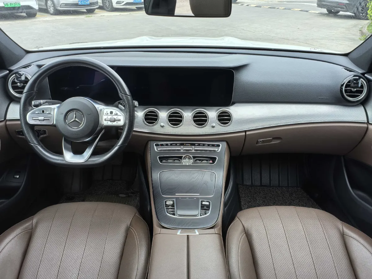 2020 Mercedes-Benz E Class 1.5T 184HP L4 9AT,autocango,china used car exporter,china ev exporter,chinese used car exporter,chinese used ev exporter