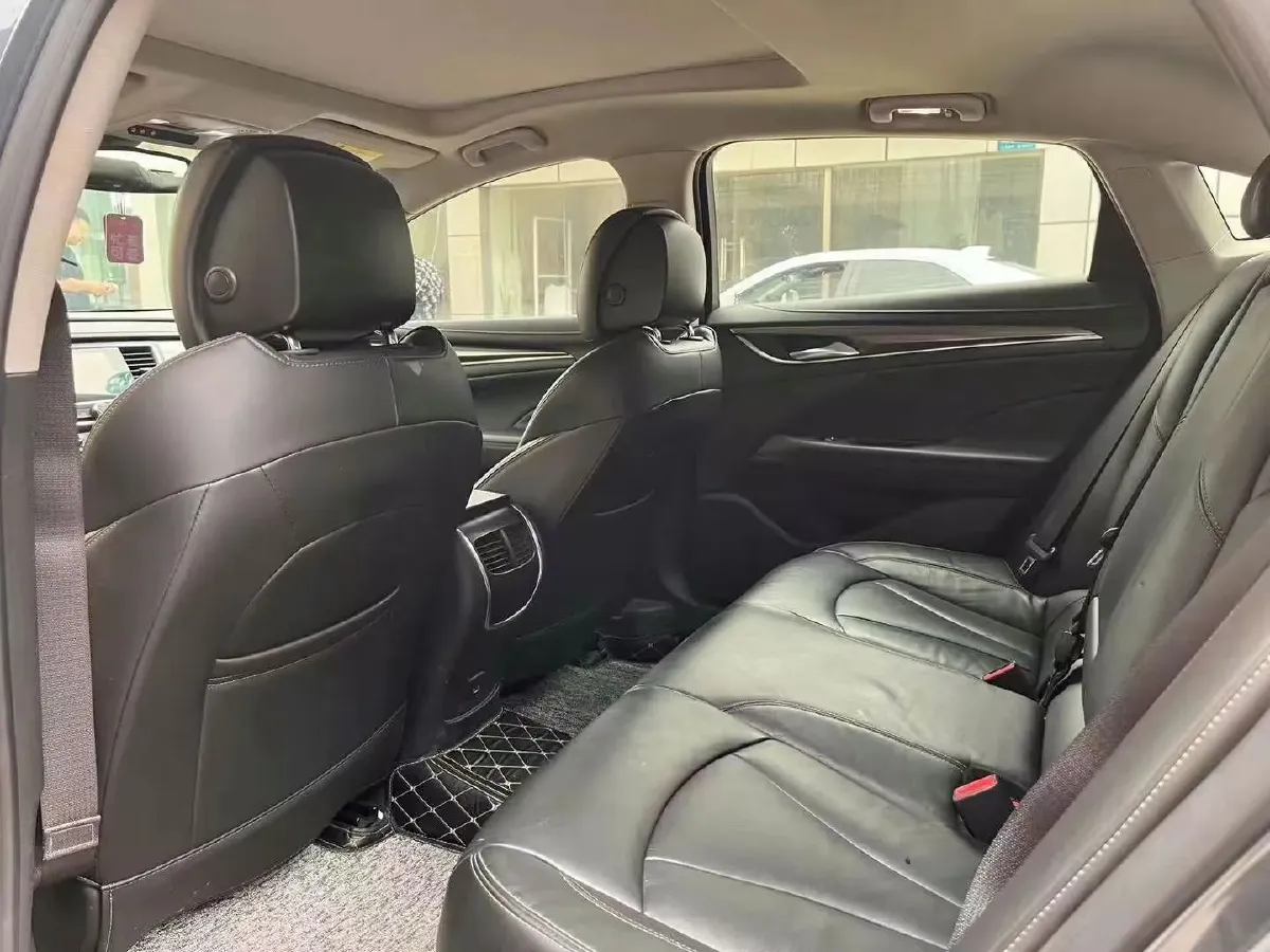 2021 Buick Larcosse 1.5T 169HP L4 9AT,autocango,china used car exporter,china ev exporter,chinese used car exporter,chinese used ev exporter
