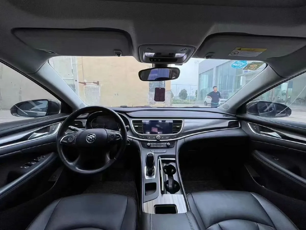 2021 Buick Larcosse 1.5T 169HP L4 9AT,autocango,china used car exporter,china ev exporter,chinese used car exporter,chinese used ev exporter