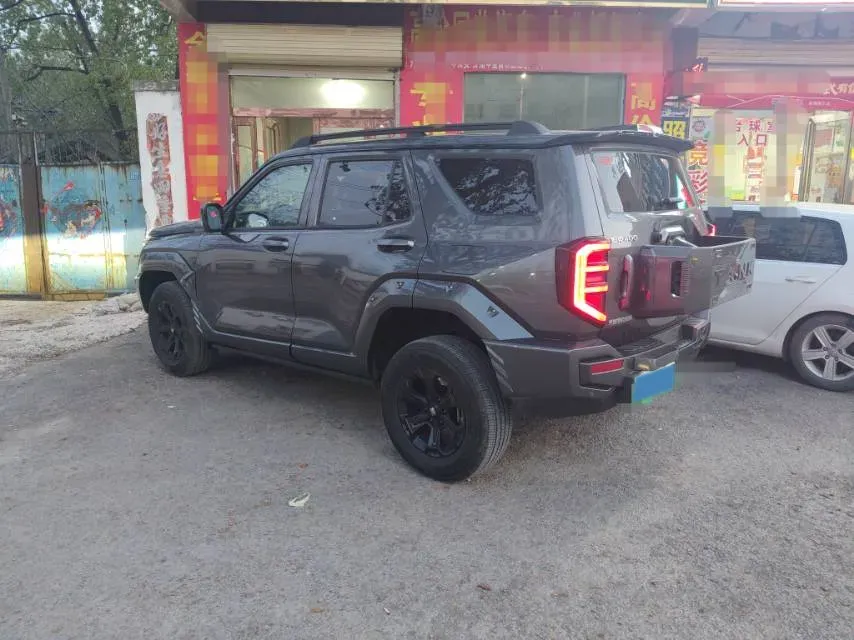 2024 Tank 400 2.0T 252HP L4 9AT PHEV 36.7/37.1KWH,autocango,china used car exporter,china ev exporter,chinese used car exporter,chinese used ev exporter