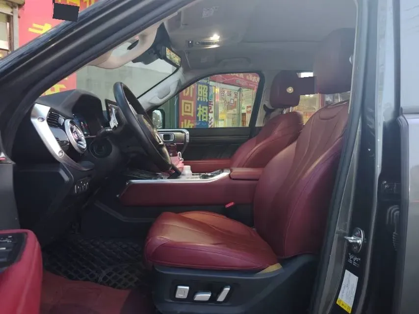 2024 Tank 400 2.0T 252HP L4 9AT PHEV 36.7/37.1KWH,autocango,china used car exporter,china ev exporter,chinese used car exporter,chinese used ev exporter