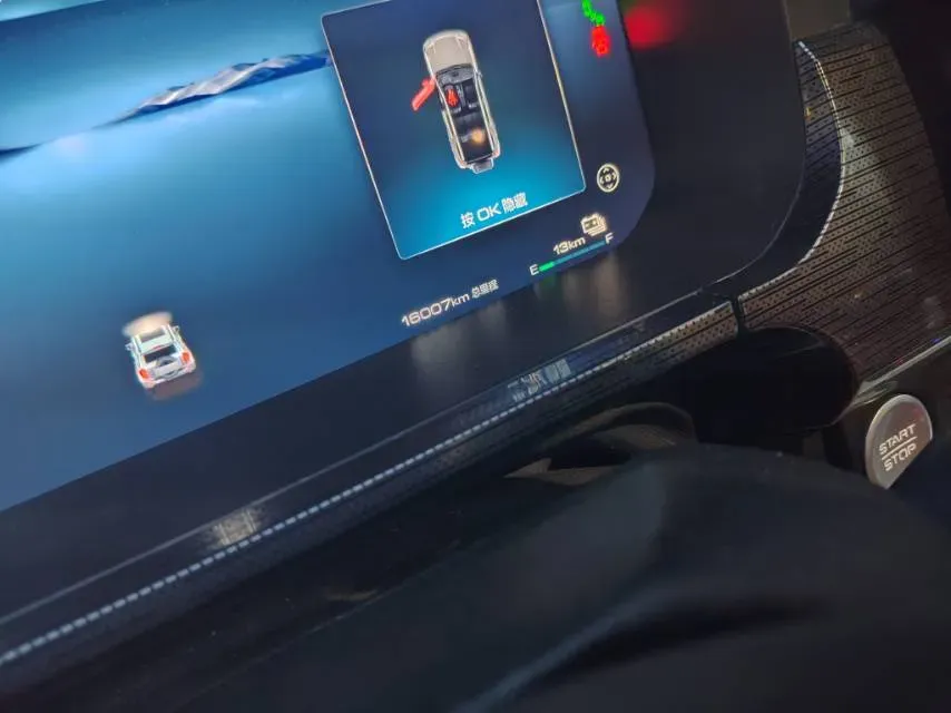 2024 Tank 400 2.0T 252HP L4 9AT PHEV 36.7/37.1KWH,autocango,china used car exporter,china ev exporter,chinese used car exporter,chinese used ev exporter