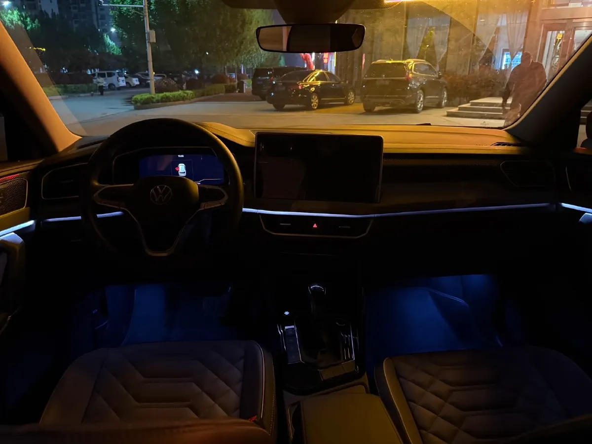 2024 Volkswagen Tayron 1.5T 160HP L4 7DCT,autocango,china used car exporter,china ev exporter,chinese used car exporter,chinese used ev exporter