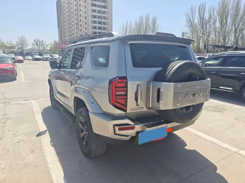 2024 Tank 400 2.0T 252HP L4 9AT PHEV 36.7/37.1KWH,autocango,china used car exporter,china ev exporter,chinese used car exporter,chinese used ev exporter