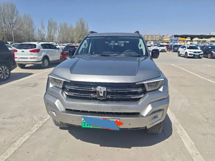 2024 Tank 400 2.0T 252HP L4 9AT PHEV 36.7/37.1KWH,autocango,china used car exporter,china ev exporter,chinese used car exporter,chinese used ev exporter