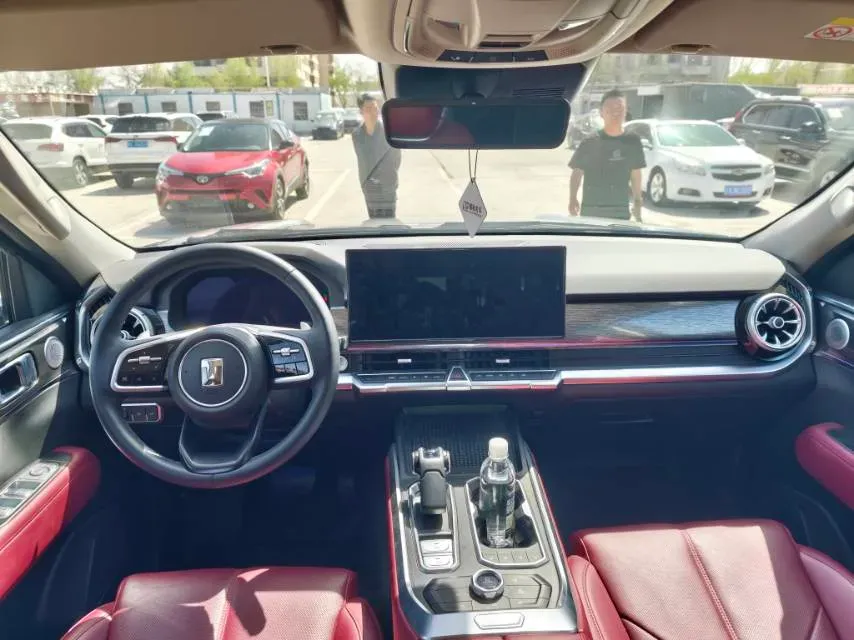 2024 Tank 400 2.0T 252HP L4 9AT PHEV 36.7/37.1KWH,autocango,china used car exporter,china ev exporter,chinese used car exporter,chinese used ev exporter