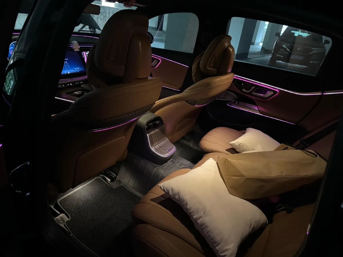 2025 Mercedes-Benz E Class 2.0T 258HP L4 9AT,autocango,china used car exporter,china ev exporter,chinese used car exporter,chinese used ev exporter