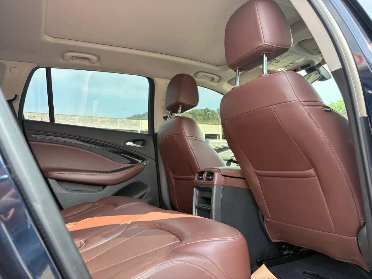 2021 Buick EnvisionPlus 1.5T 169HP L4 7DCT,autocango,china used car exporter,china ev exporter,chinese used car exporter,chinese used ev exporter