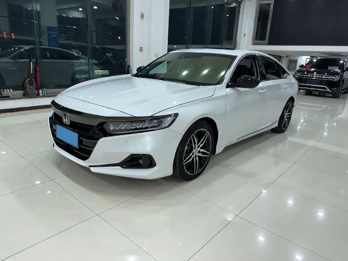 2022 Honda Accord 1.5T 194HP L4 CVT,autocango,china used car exporter,china ev exporter,chinese used car exporter,chinese used ev exporter