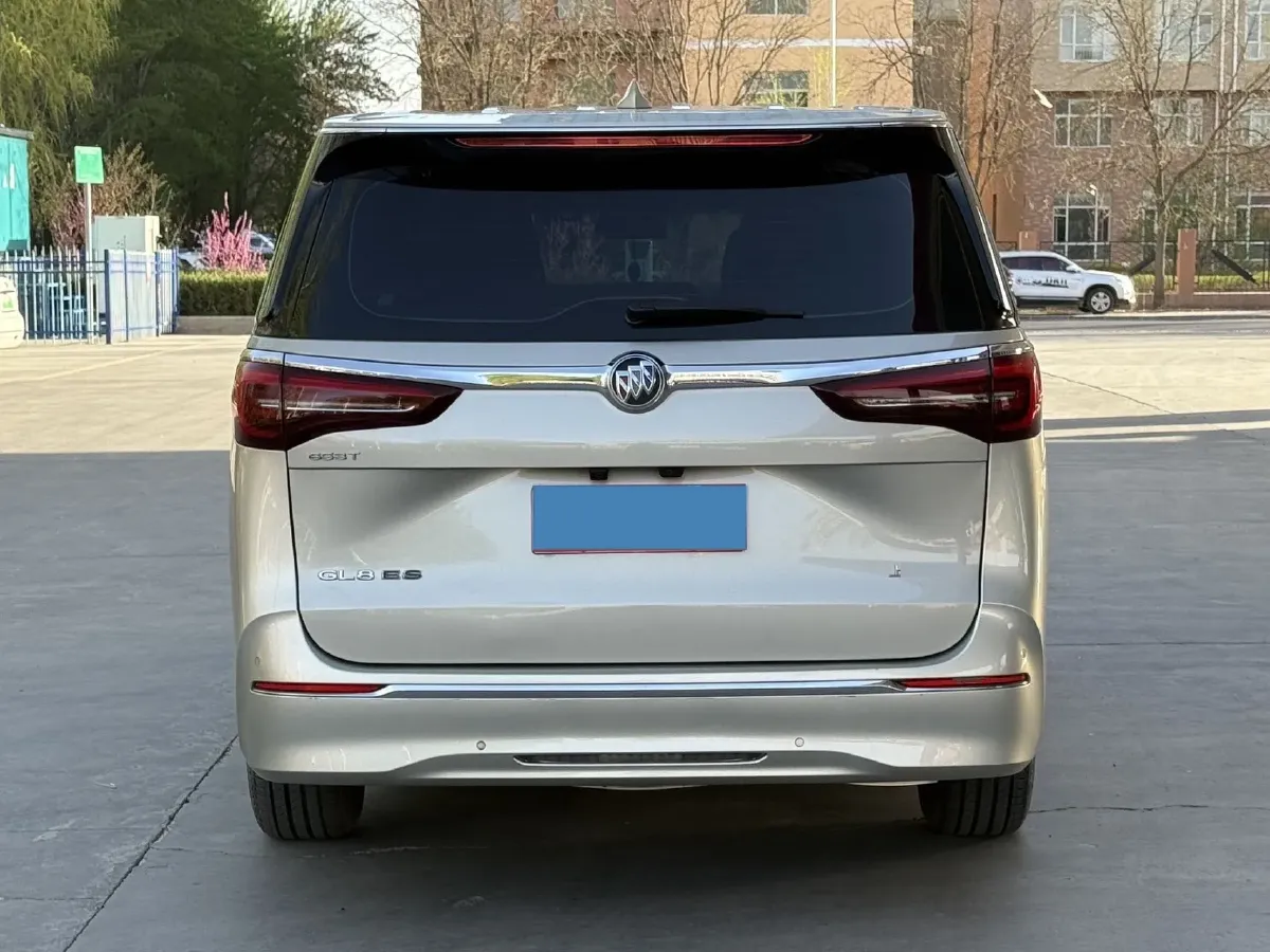2021 Buick GL8 2.0T 237HP L4 9AT,autocango,china used car exporter,china ev exporter,chinese used car exporter,chinese used ev exporter