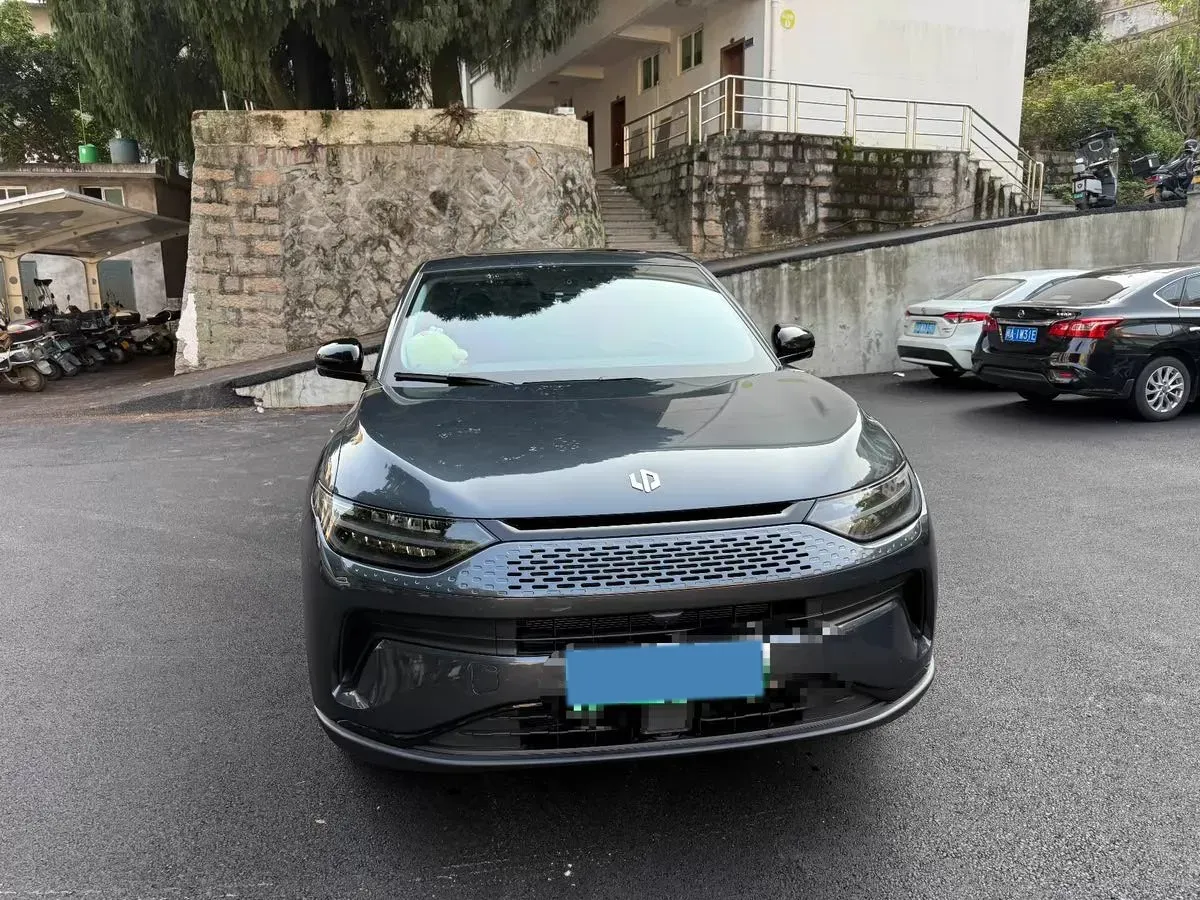 2023 Leapmotor C11 1.5L 95HP L4 REEV 30.1KWH,autocango,china used car exporter,china ev exporter,chinese used car exporter,chinese used ev exporter