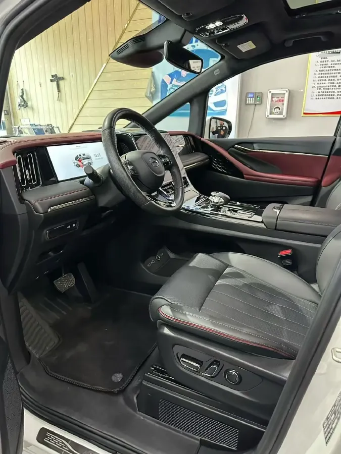 2023 GAC Trumpchi M8 2.0T 190HP L4 E-CVT Hybrid,autocango,china used car exporter,china ev exporter,chinese used car exporter,chinese used ev exporter