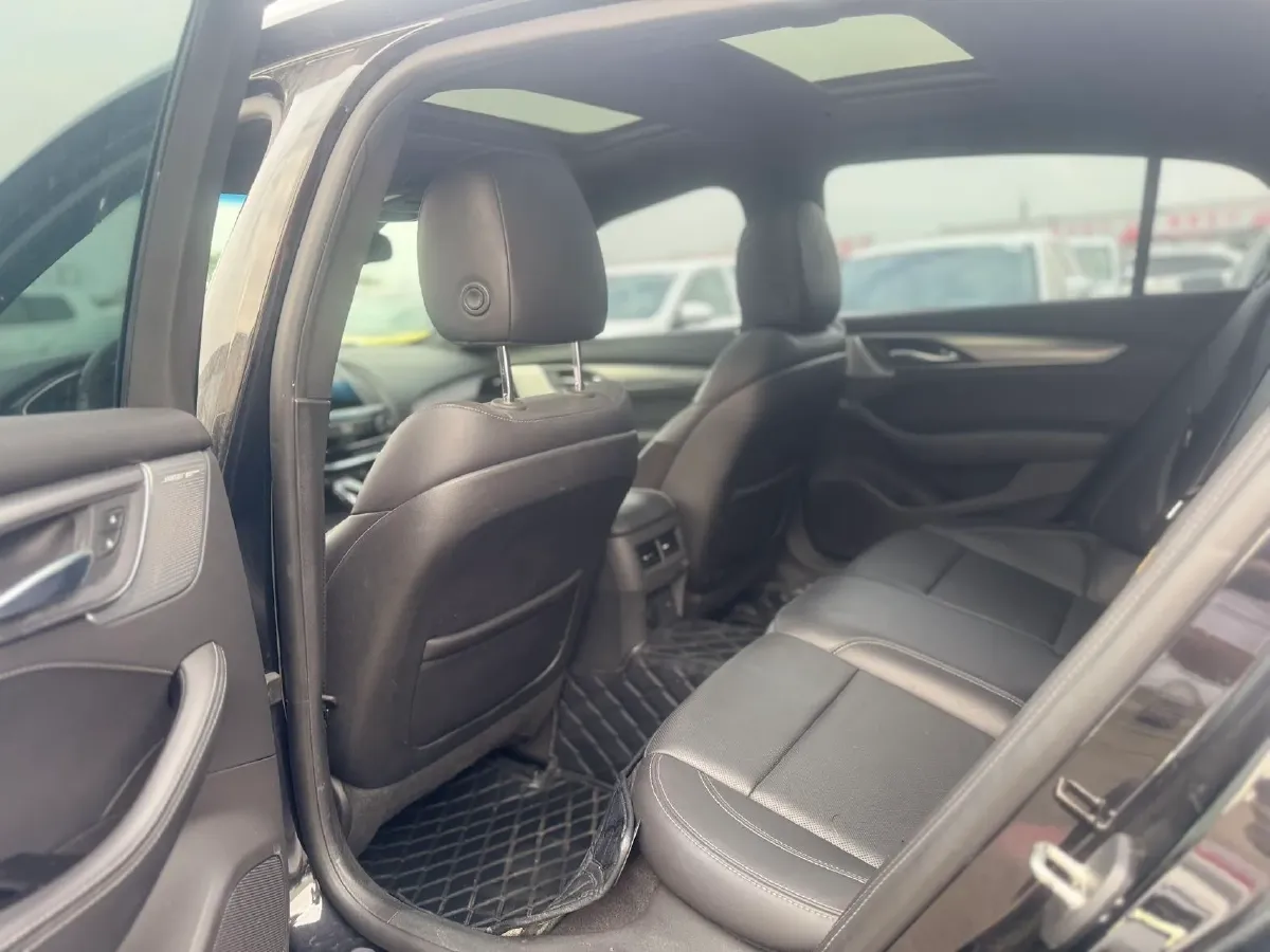 2021 Cadillac CT5 2.0T 237HP L4 10AT,autocango,china used car exporter,china ev exporter,chinese used car exporter,chinese used ev exporter