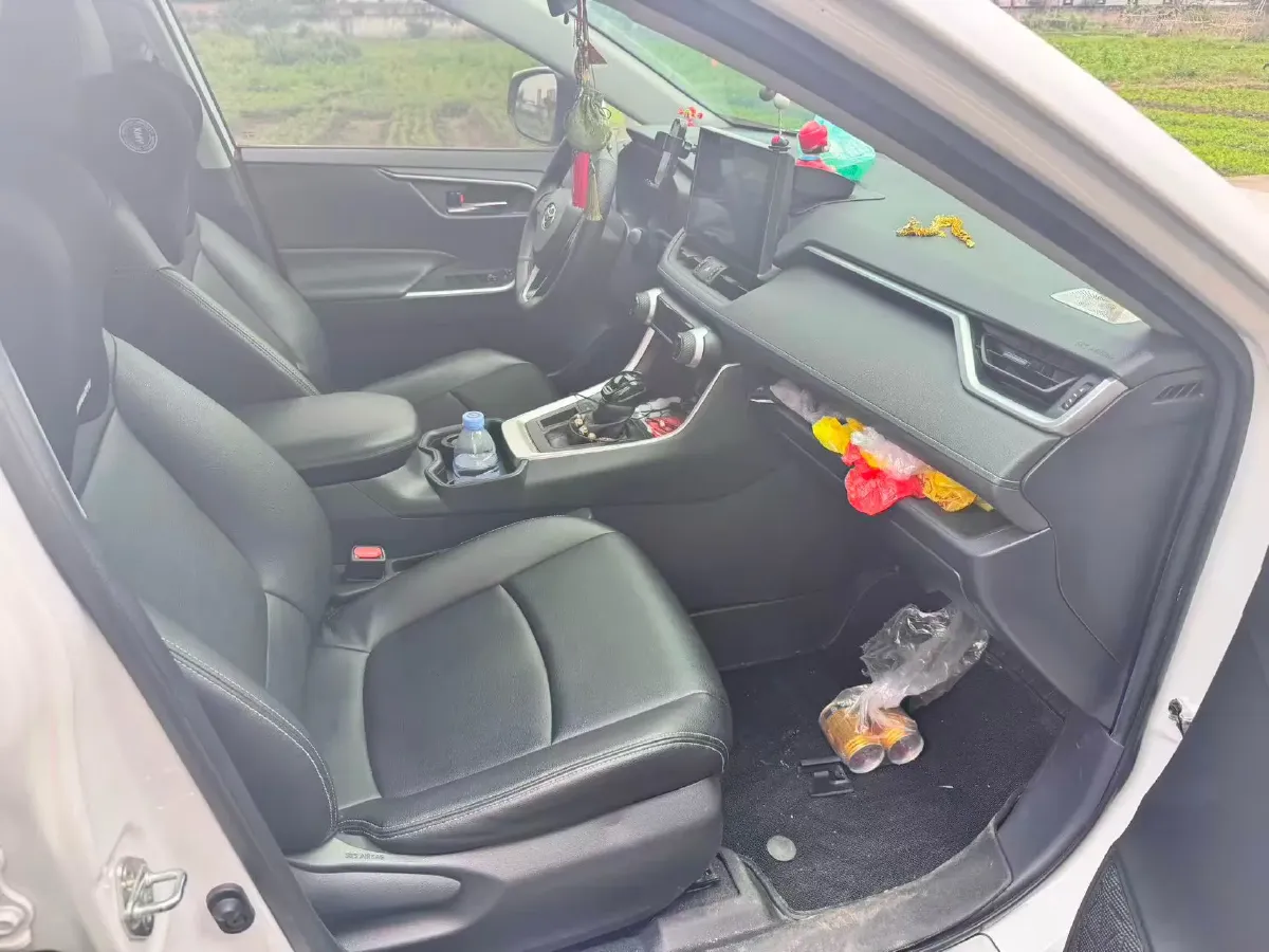 2021 Toyota RAV4 2.0L 171HP L4 CVT,autocango,china used car exporter,china ev exporter,chinese used car exporter,chinese used ev exporter