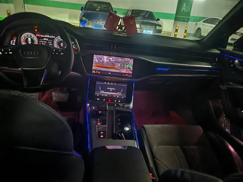 2022 Audi A6L 2.0T 224HP L4 7DCT,autocango,china used car exporter,china ev exporter,chinese used car exporter,chinese used ev exporter